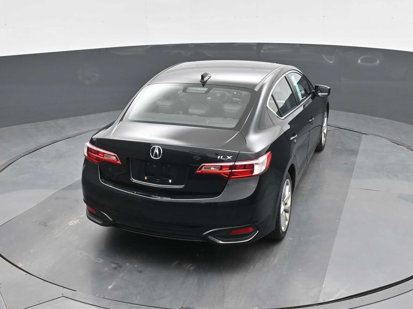2018 Acura ILX w/Premium Pkg