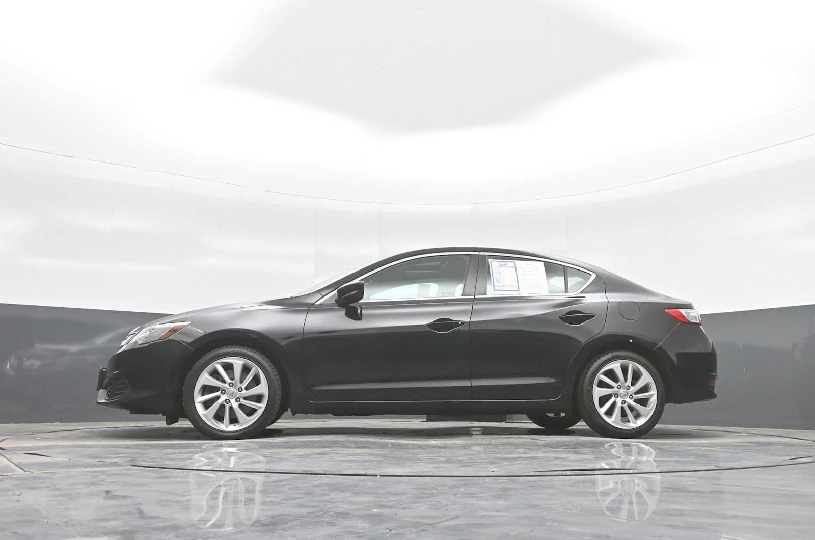 2018 Acura ILX w/Premium Pkg
