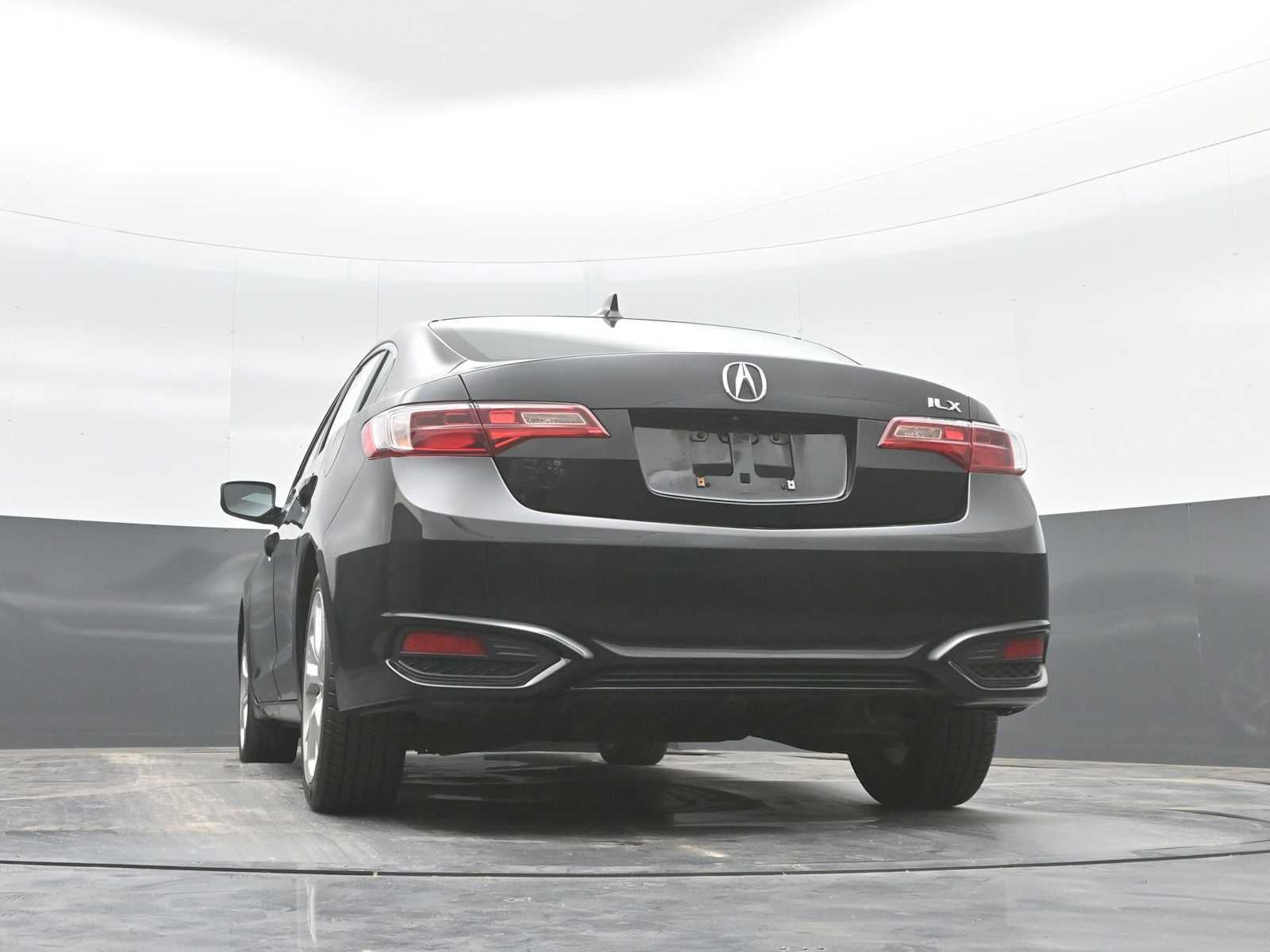 2018 Acura ILX w/Premium Pkg