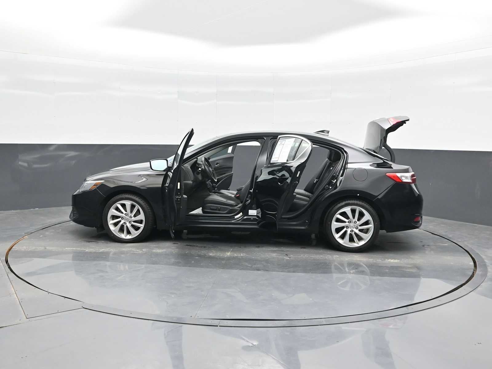 2018 Acura ILX w/Premium Pkg