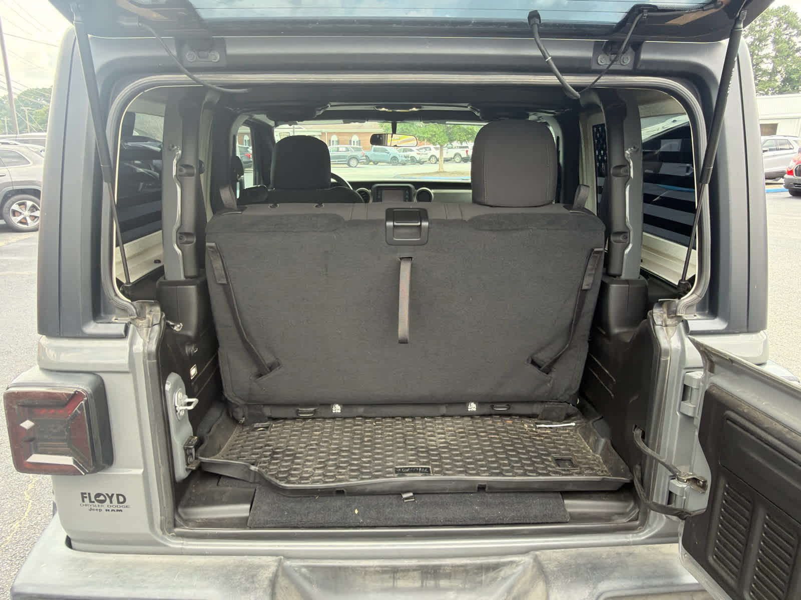 2019 Jeep Wrangler Sport