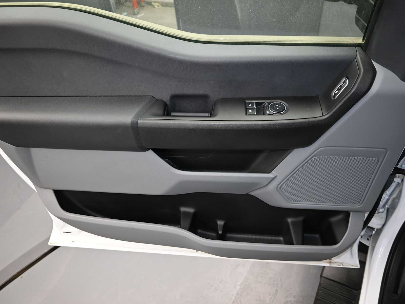 2023 Ford Super Duty F-550 DRW XL