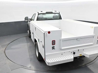 2023 Ford Super Duty F-550 DRW XL