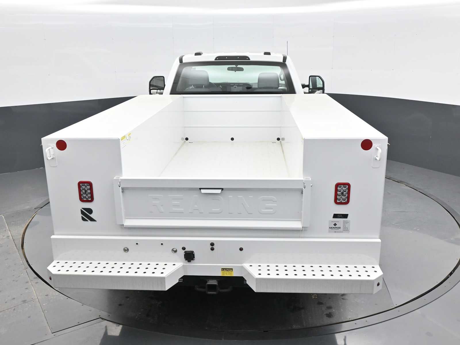 2023 Ford Super Duty F-550 DRW XL