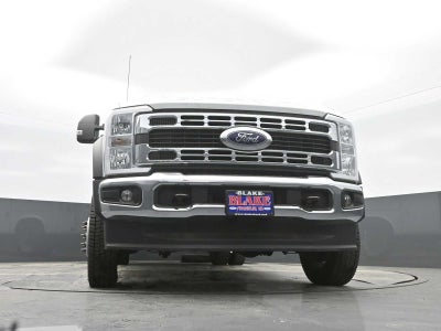 2023 Ford Super Duty F-550 DRW XL
