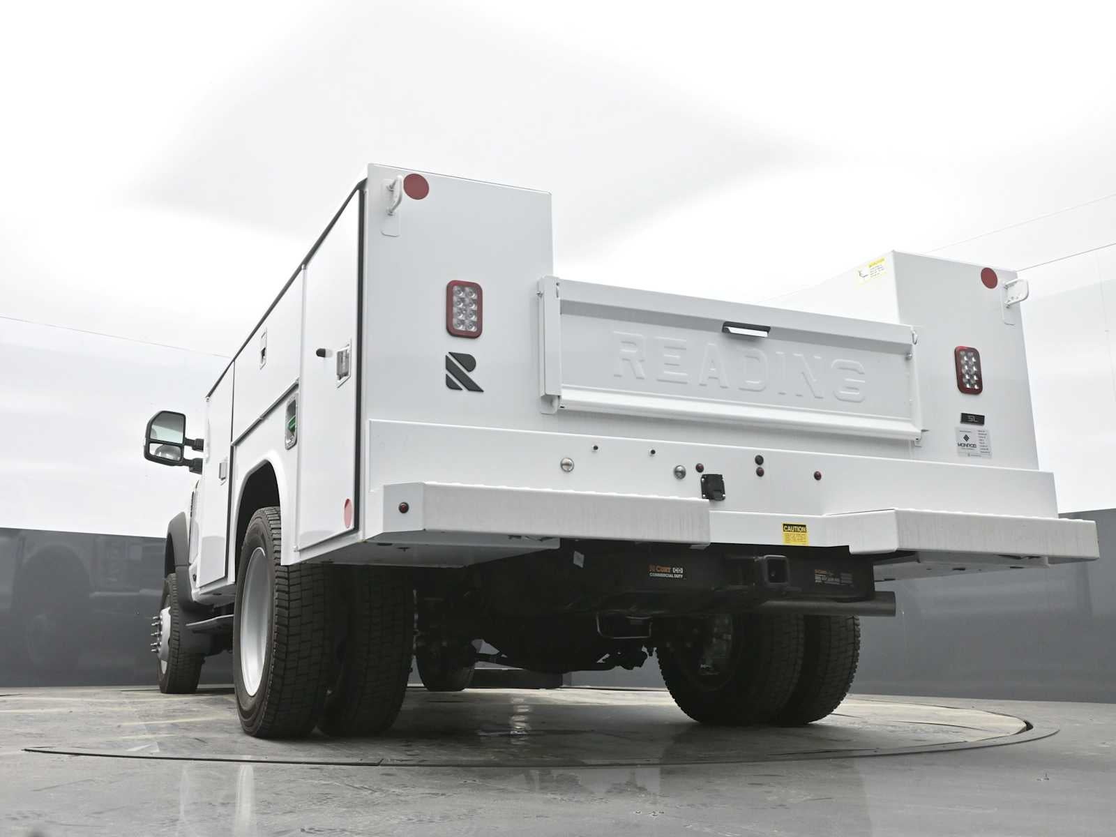 2023 Ford Super Duty F-550 DRW XL