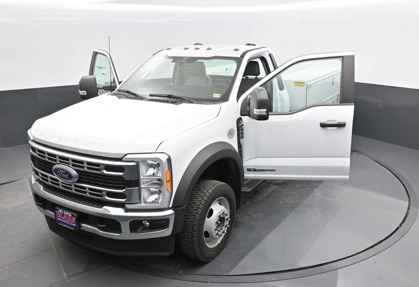 2023 Ford Super Duty F-550 DRW XL