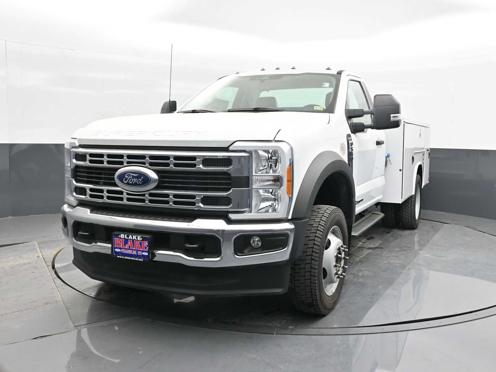 2023 Ford Super Duty F-550 DRW XL