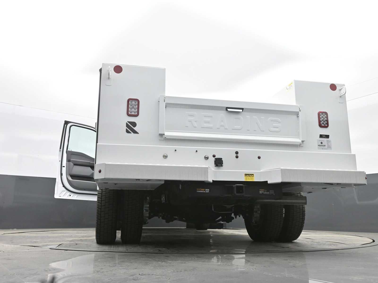 2023 Ford Super Duty F-550 DRW XL