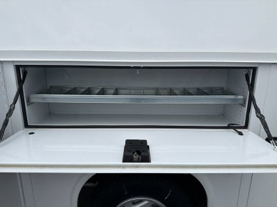 2026 Ford E-Series Cutaway E-350 SRW