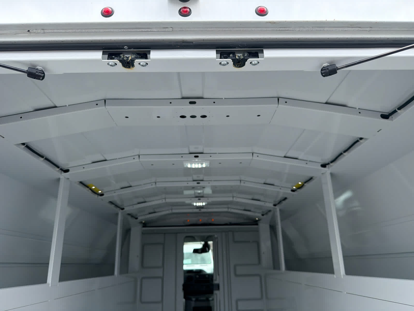 2026 Ford E-Series Cutaway E-350 SRW