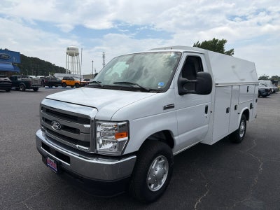 2026 Ford E-Series Cutaway E-350 SRW