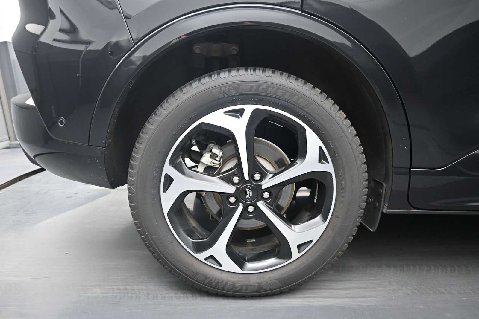 2023 Ford Escape ST-Line Elite