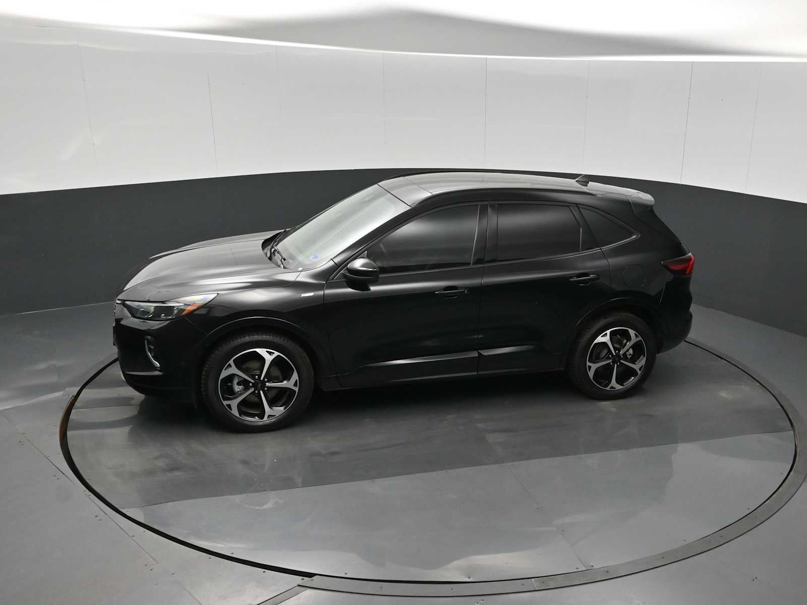 2023 Ford Escape ST-Line Elite