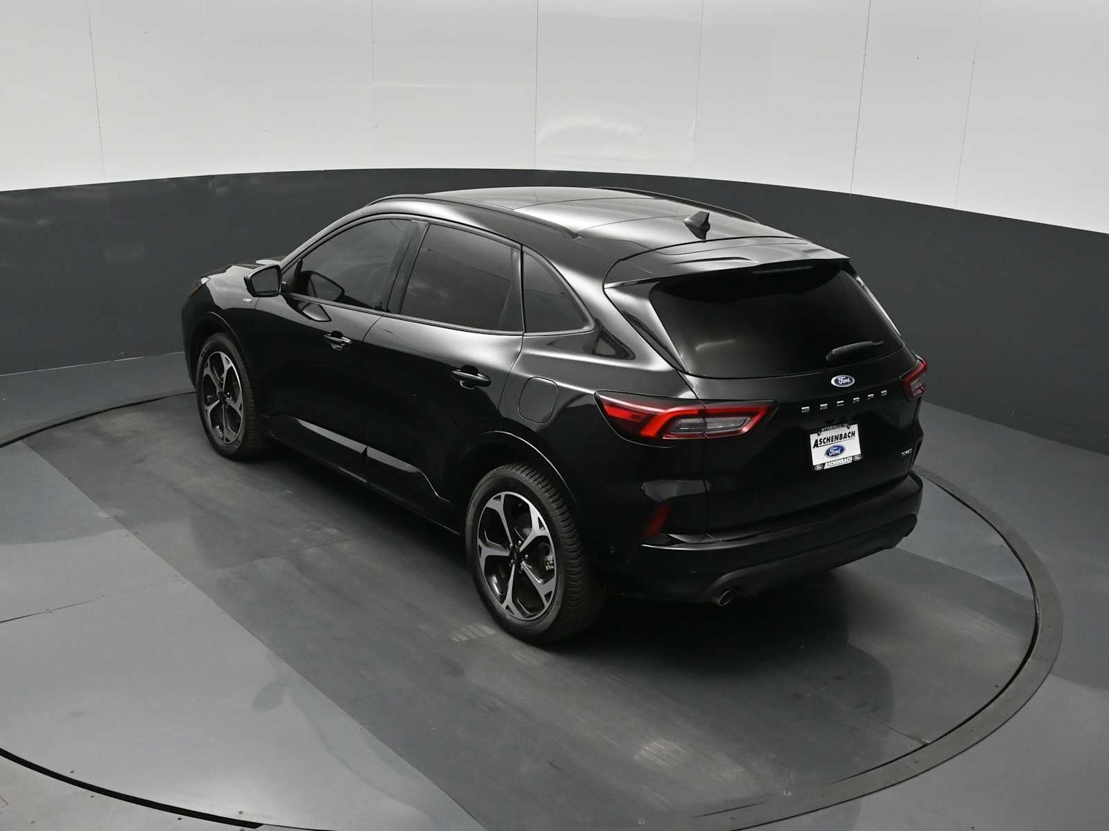 2023 Ford Escape ST-Line Elite
