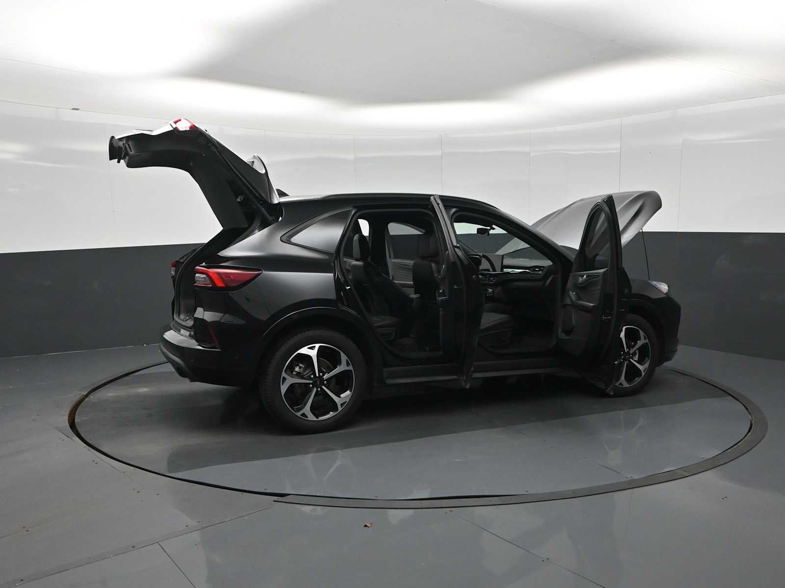 2023 Ford Escape ST-Line Elite