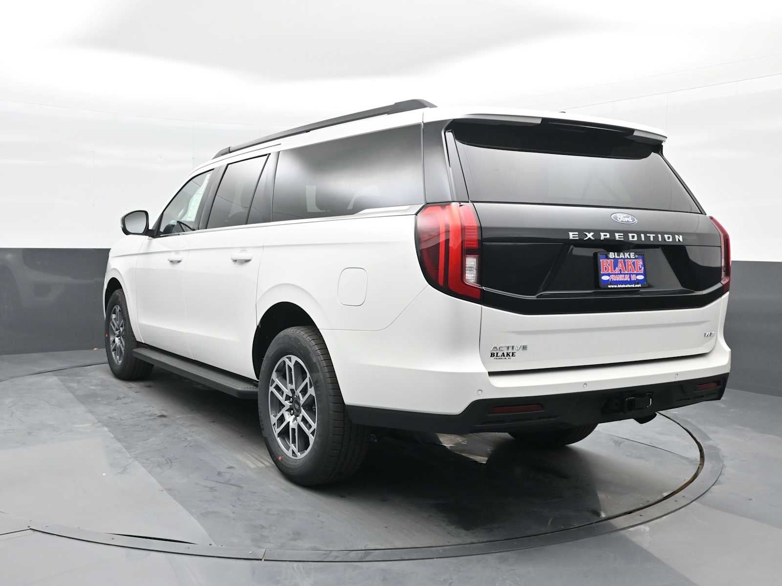 2026 Ford Expedition Max Active