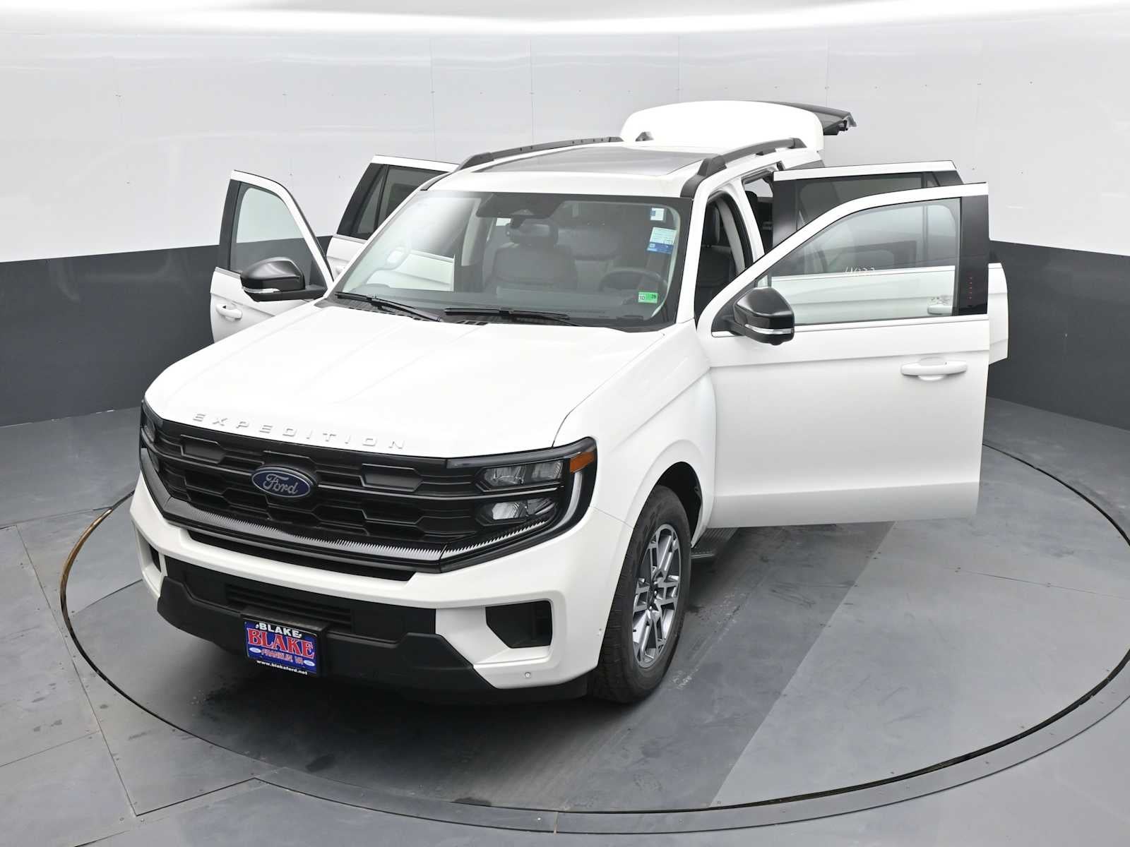 2025 Ford Expedition Active