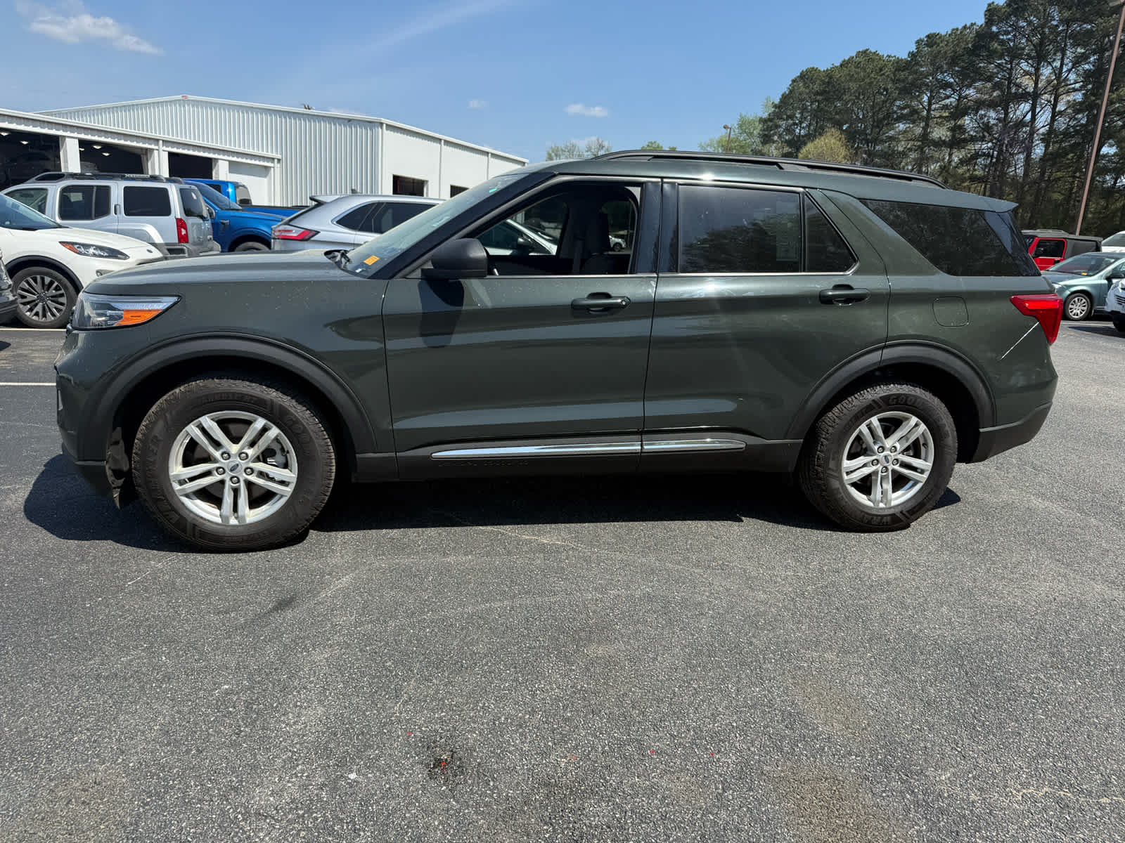 2023 Ford Explorer XLT