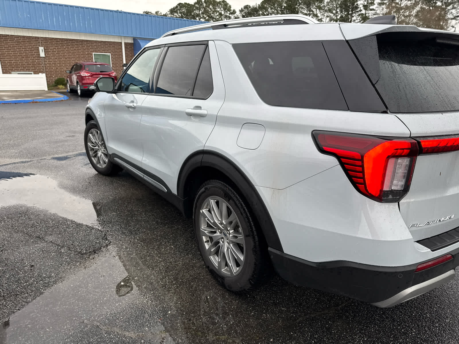 2025 Ford Explorer Platinum