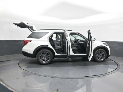 2026 Ford Explorer Active w/200A Pkg
