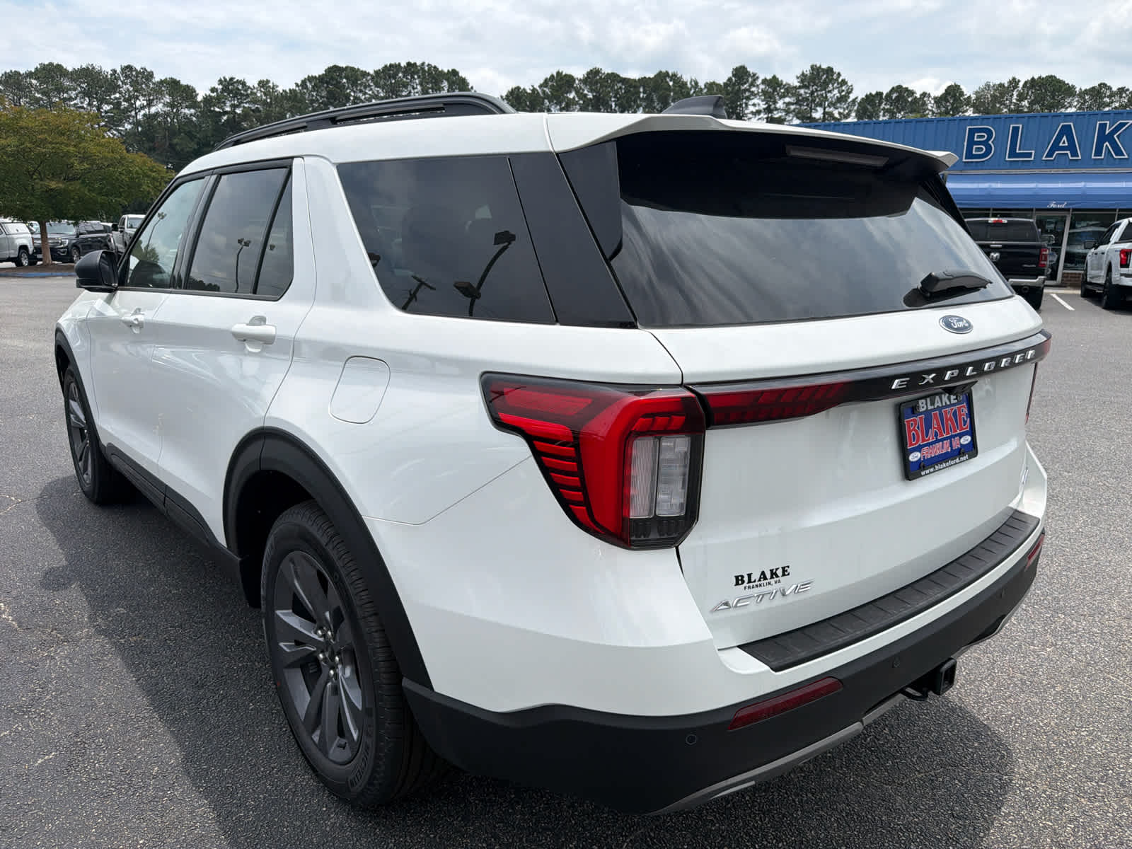 2026 Ford Explorer Active w/200A Pkg