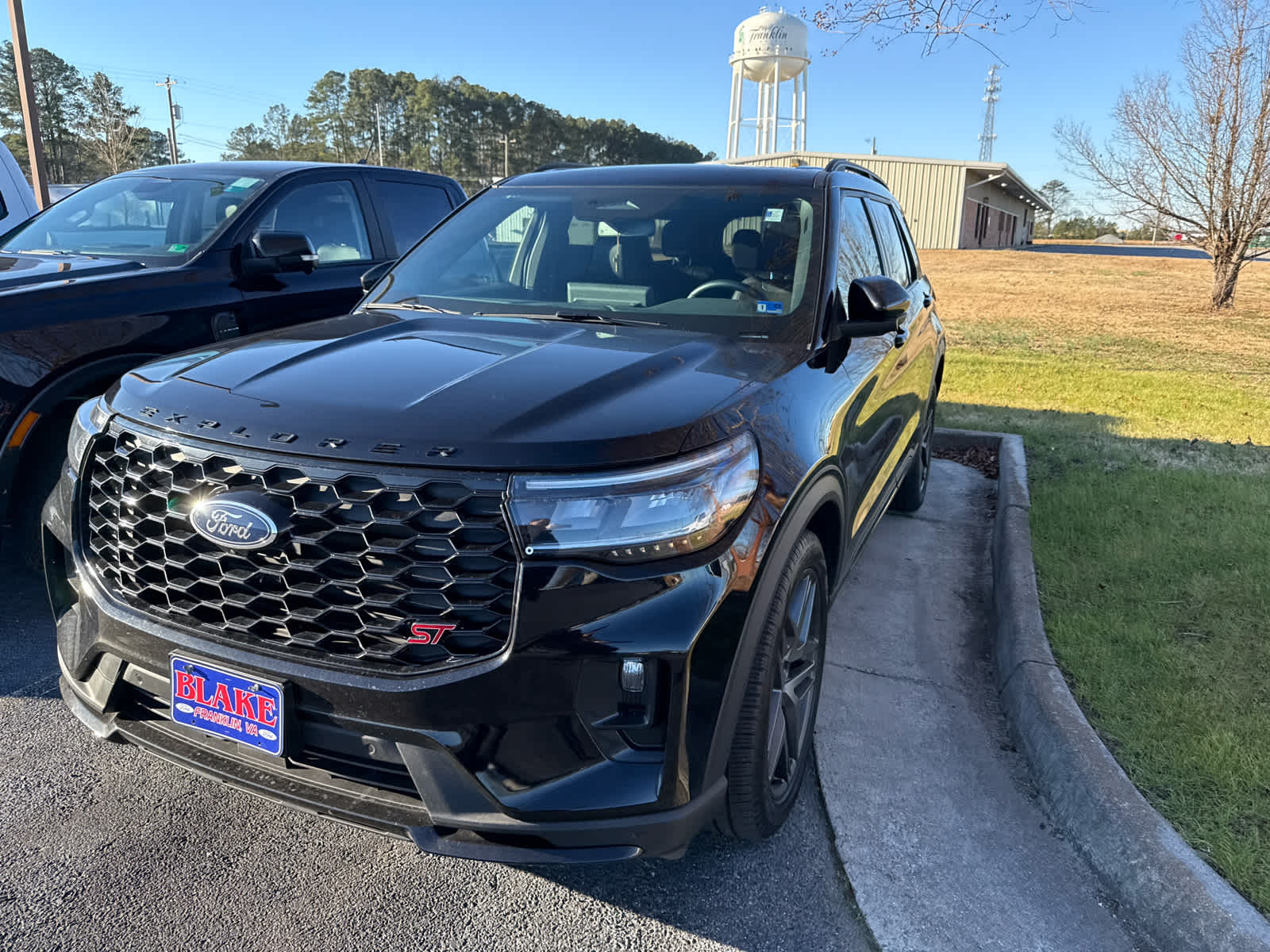 2025 Ford Explorer ST