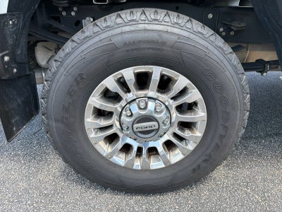 2022 Ford Super Duty F-250 Pickup XLT