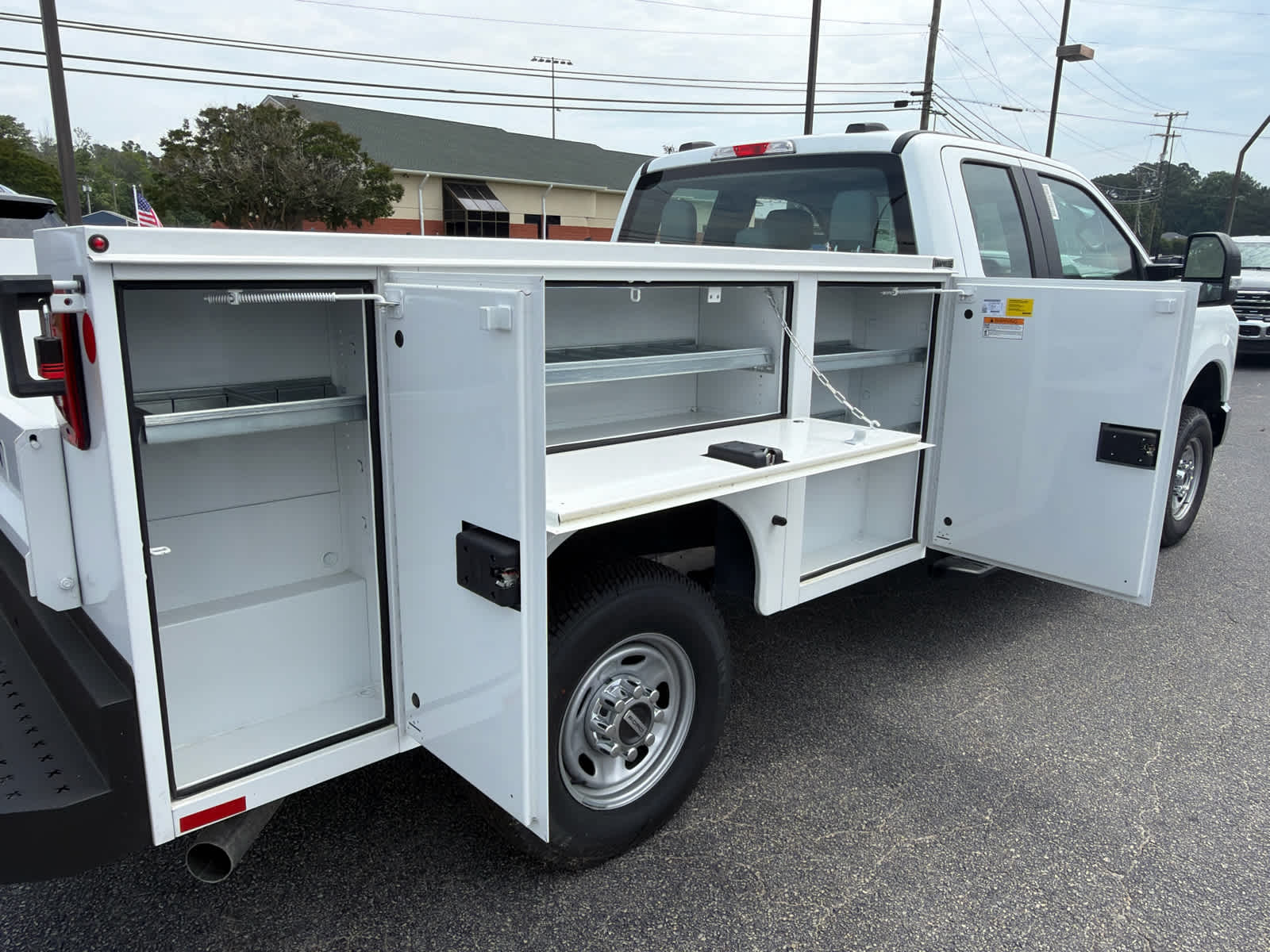 2025 Ford Super Duty F-250 SRW XL