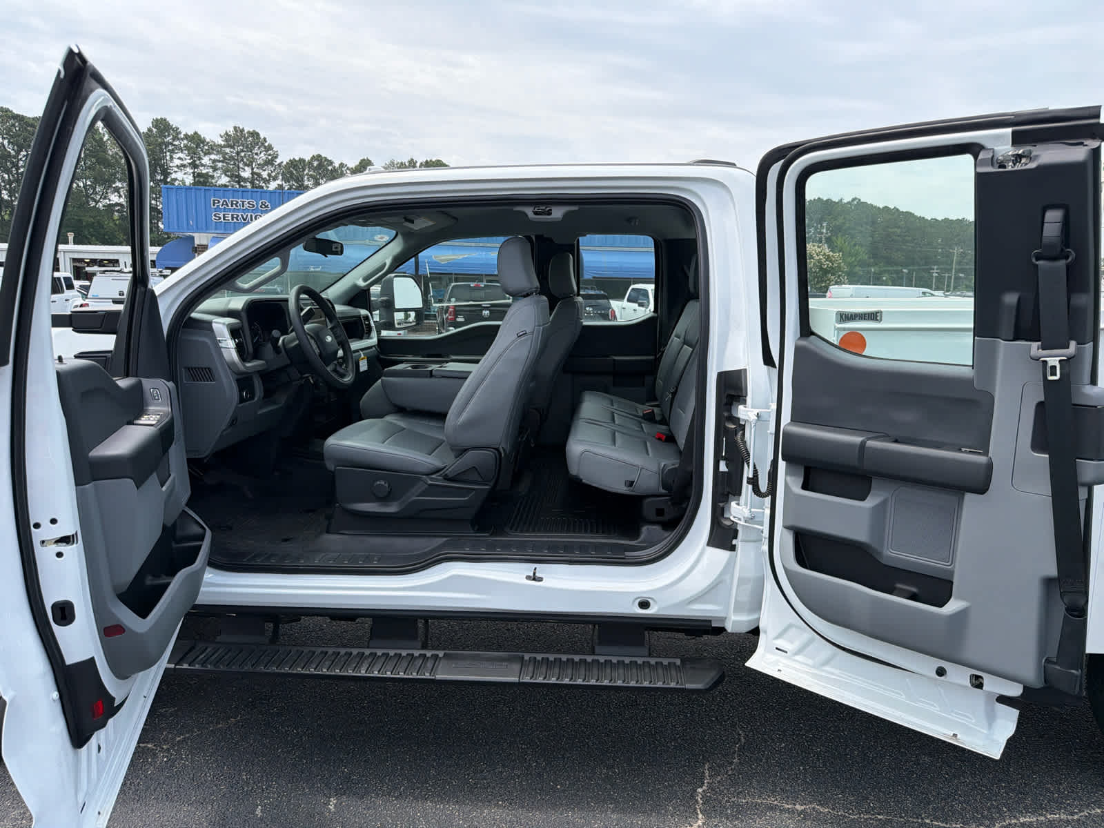 2025 Ford Super Duty F-250 SRW XL