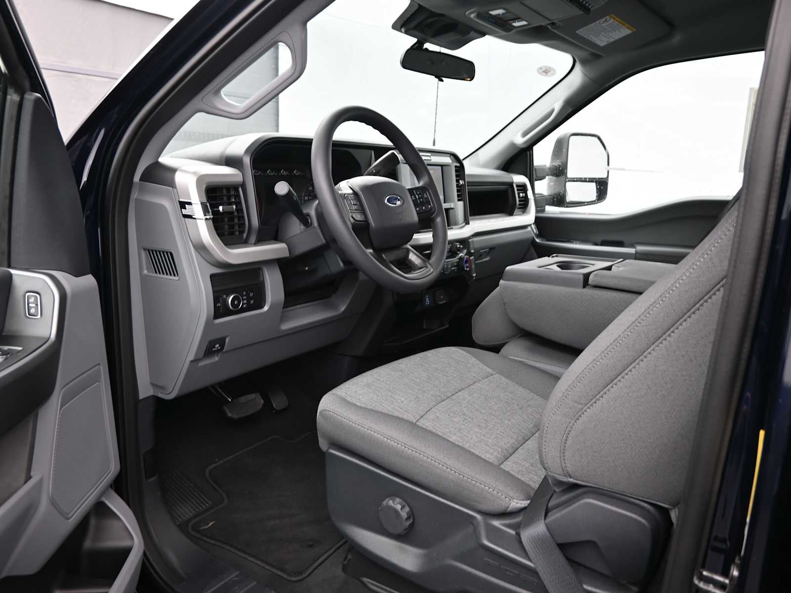 2025 Ford Super Duty F-250 SRW XL