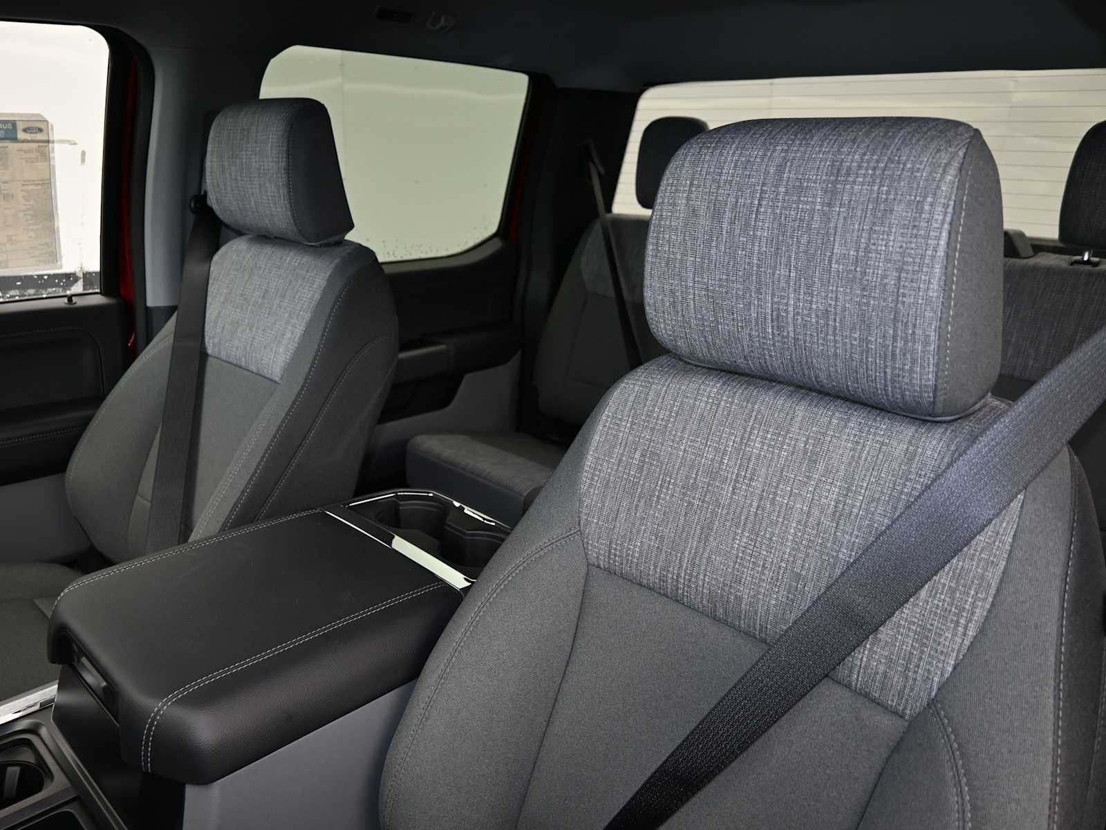 2025 Ford Super Duty F-250 SRW XLT