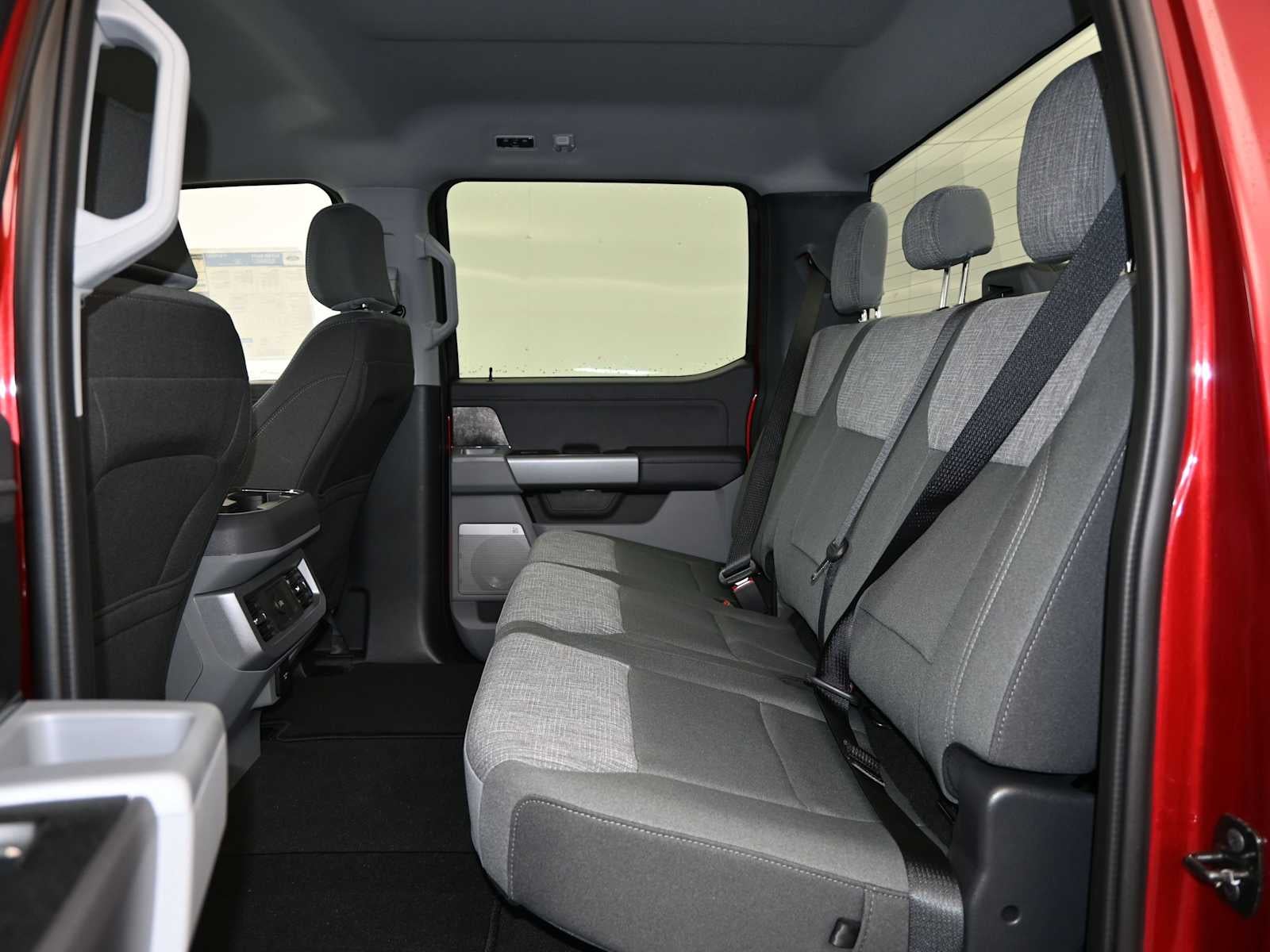 2025 Ford Super Duty F-250 SRW XLT