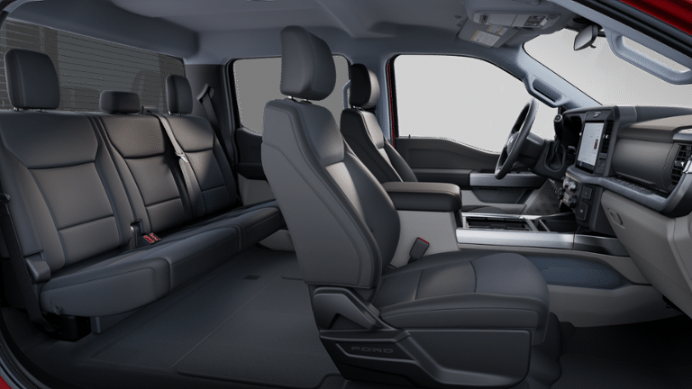 2025 Ford Super Duty F-250 SRW XLT