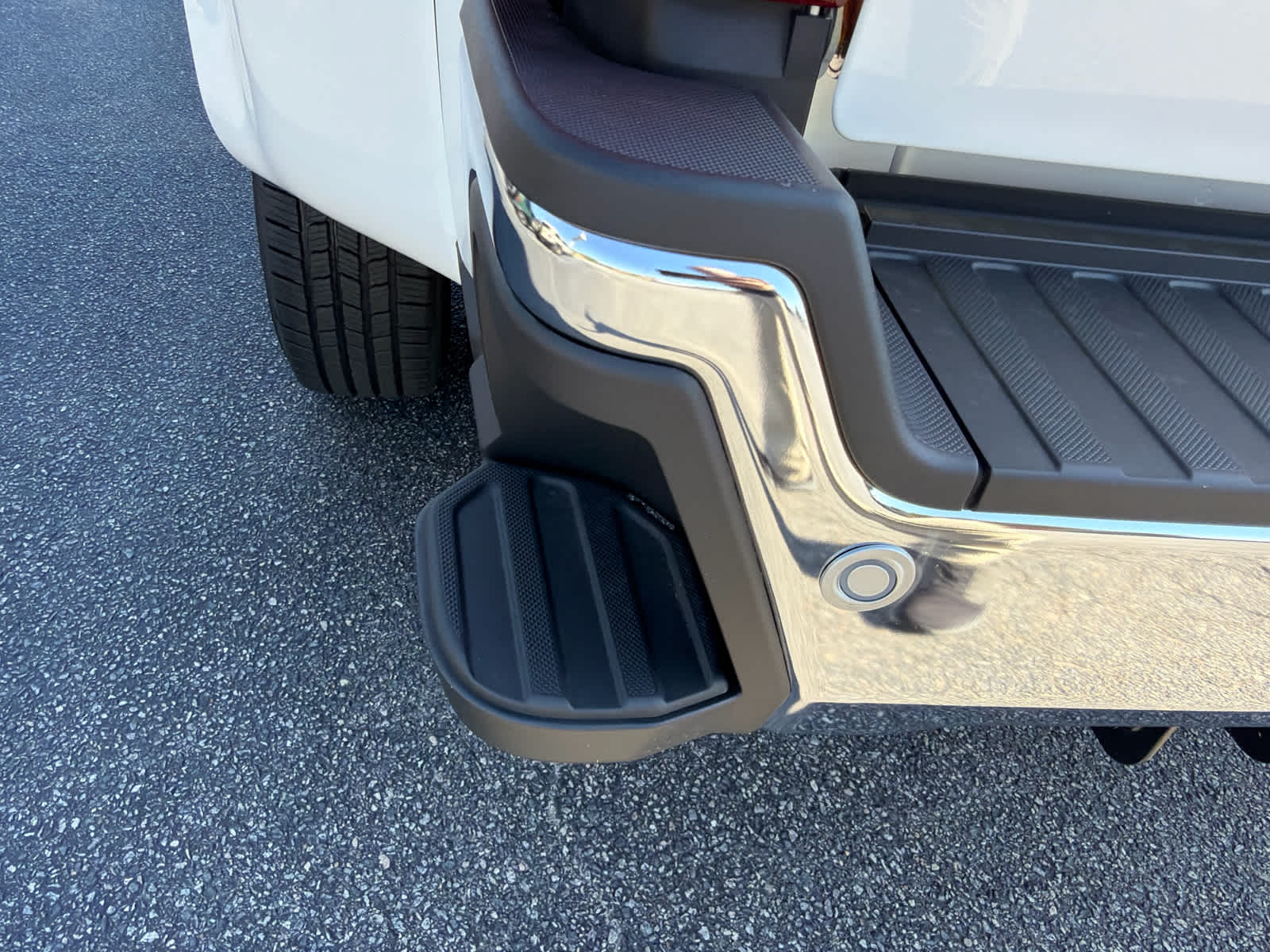 2026 Ford Super Duty F-350 DRW LARIAT