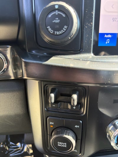 2026 Ford Super Duty F-350 DRW LARIAT