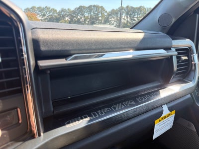 2026 Ford Super Duty F-350 DRW LARIAT