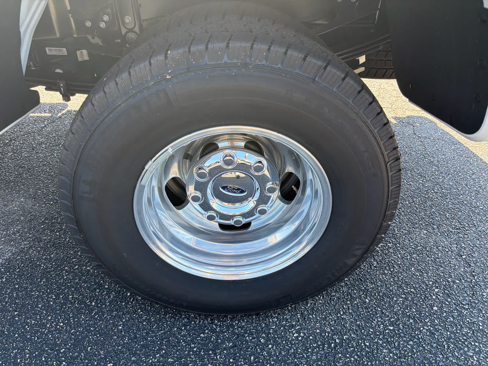 2026 Ford Super Duty F-350 DRW LARIAT