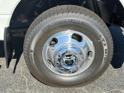 2026 Ford Super Duty F-350 DRW LARIAT