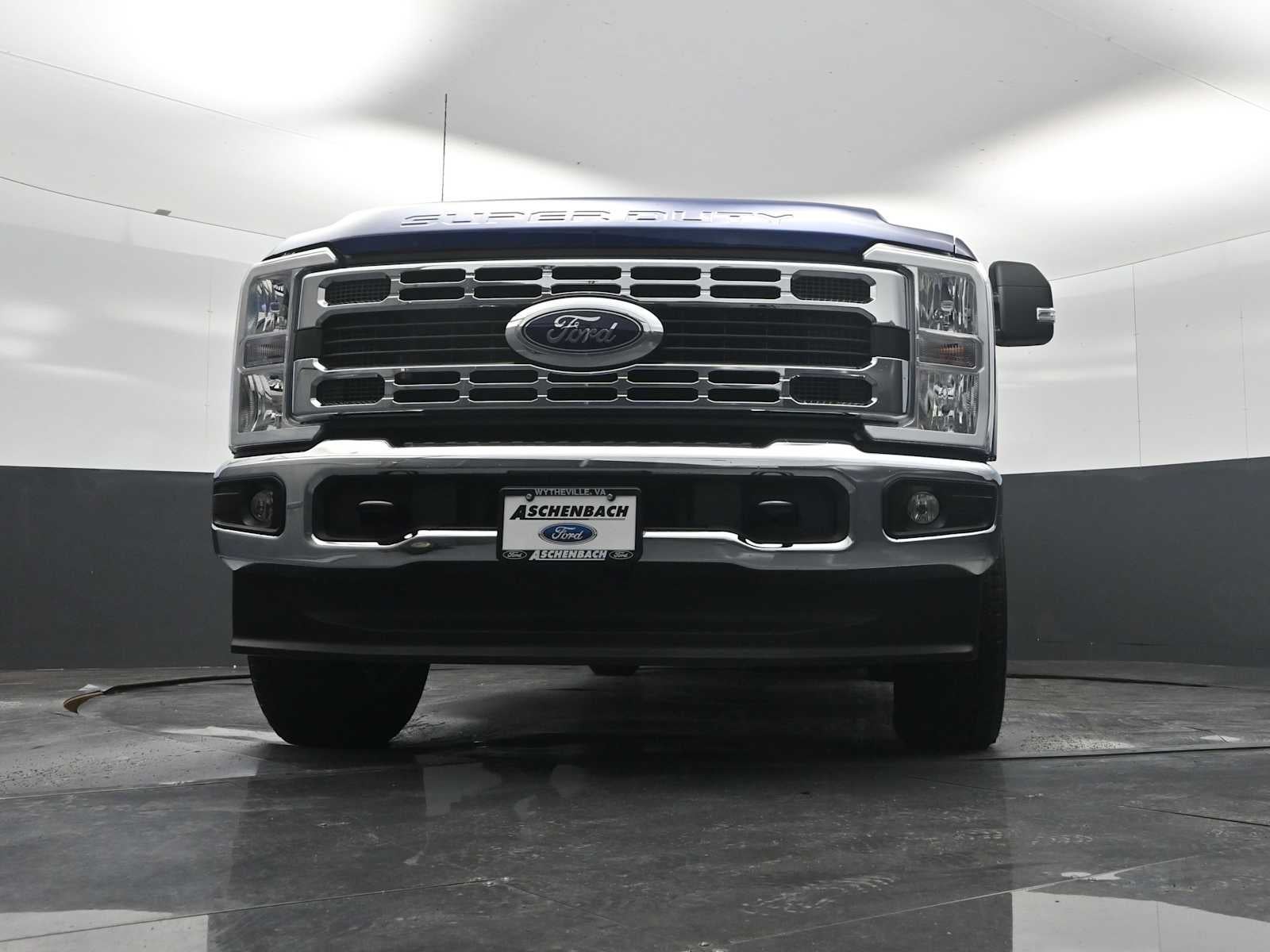 2026 Ford Super Duty F-350 SRW XLT
