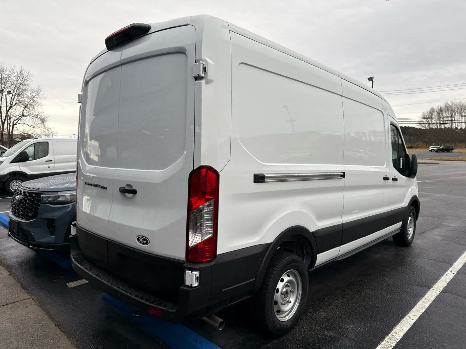 2025 Ford Transit 148 WB High Roof Extended Cargo