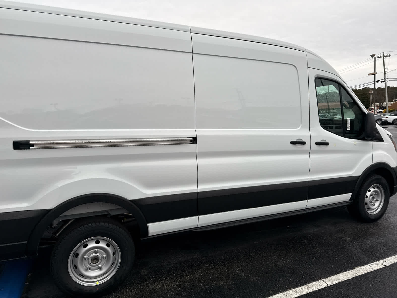 2025 Ford Transit 148 WB High Roof Extended Cargo