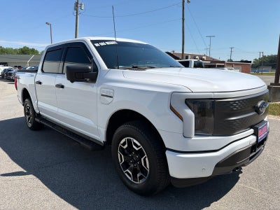 2023 Ford F-150 Lightning XLT