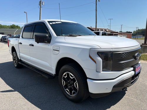 2023 Ford F-150 Lightning XLT