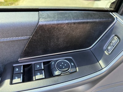 2023 Ford F-150 Lightning XLT