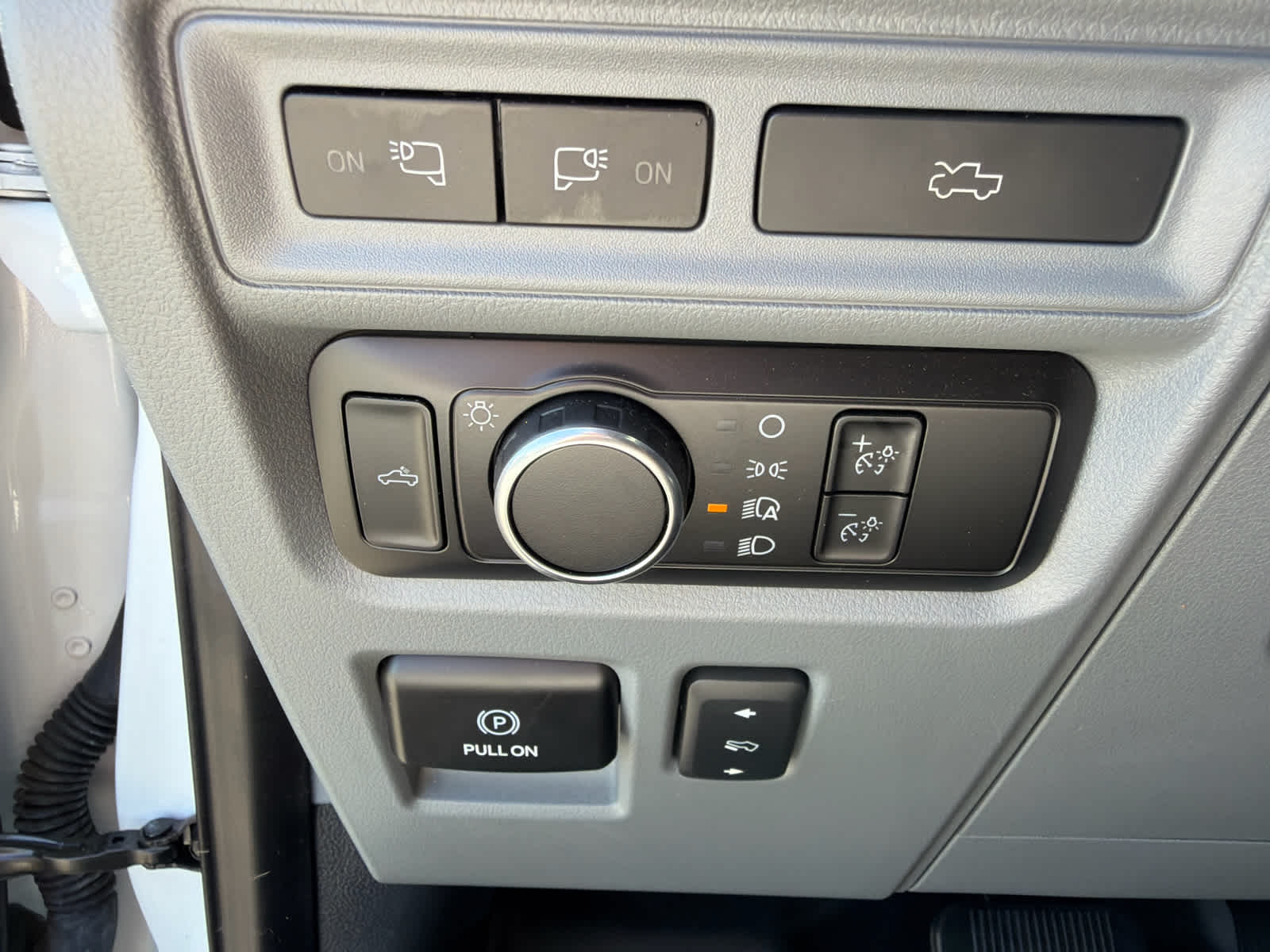 2023 Ford F-150 Lightning XLT