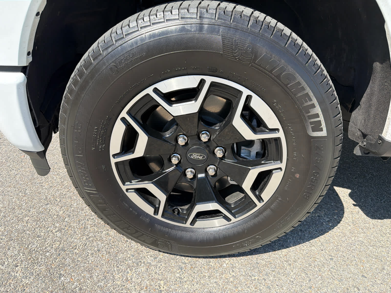 2023 Ford F-150 Lightning XLT