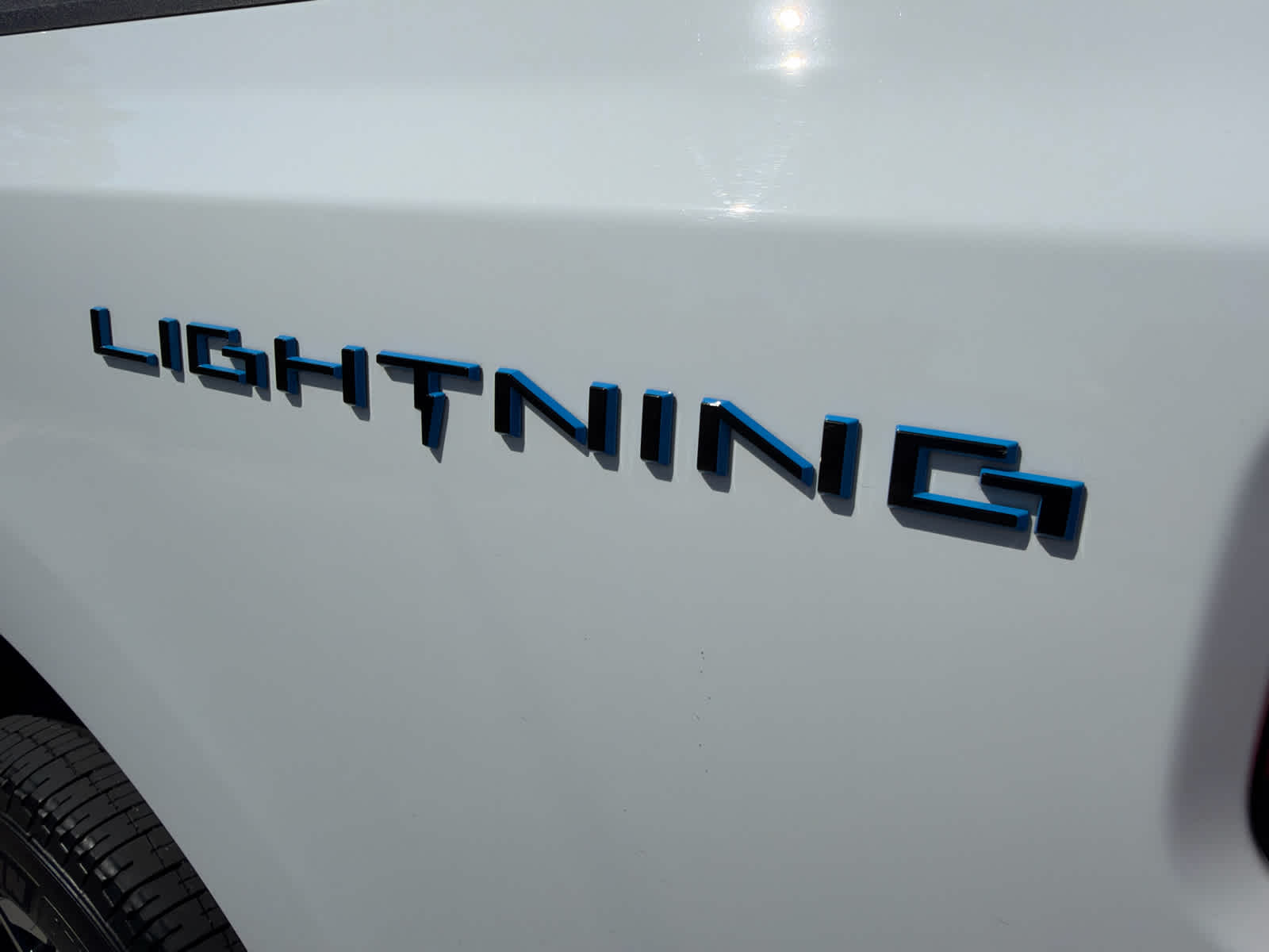 2023 Ford F-150 Lightning XLT