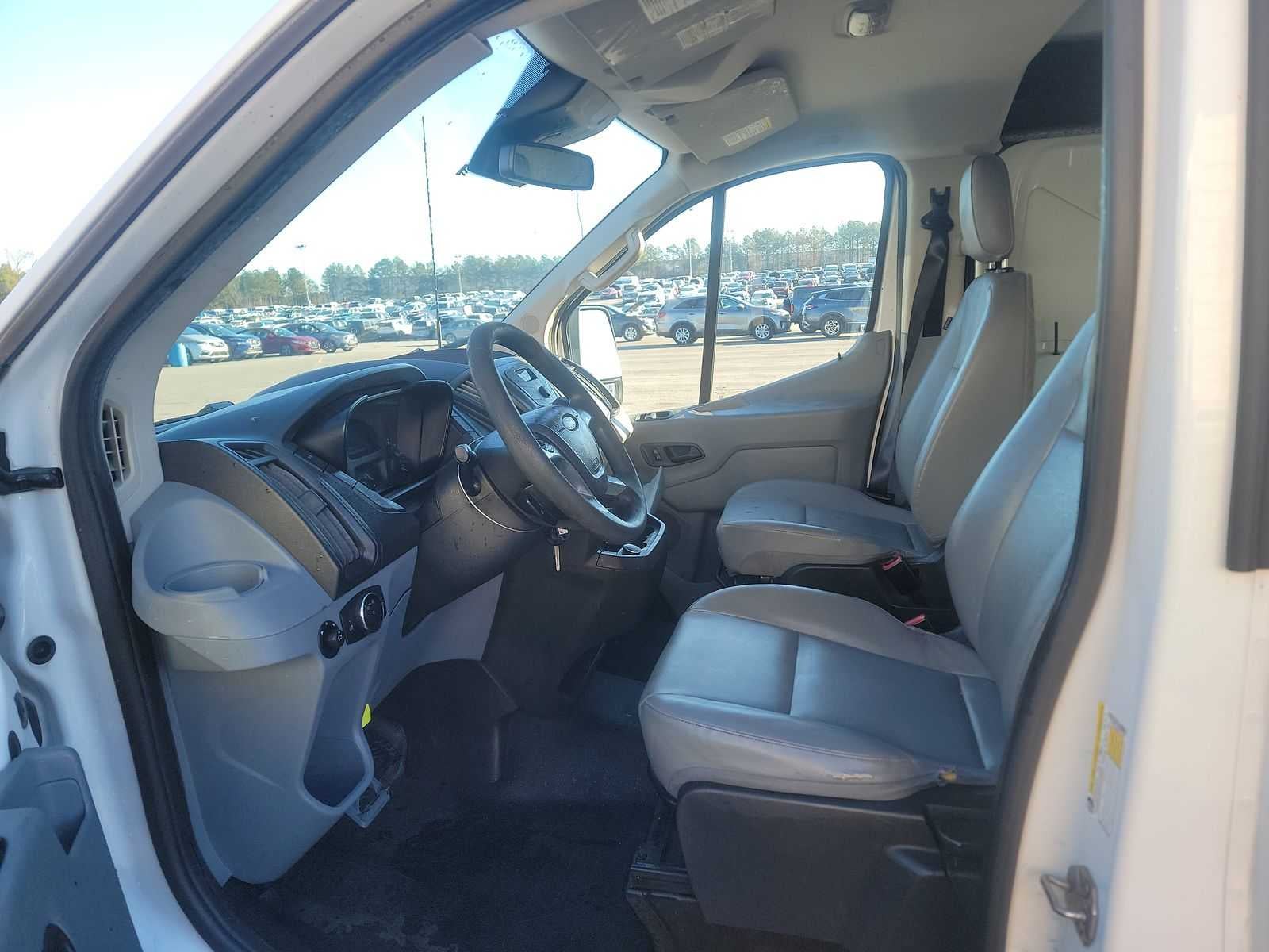 2017 Ford Transit 130 WB Low Roof Cargo