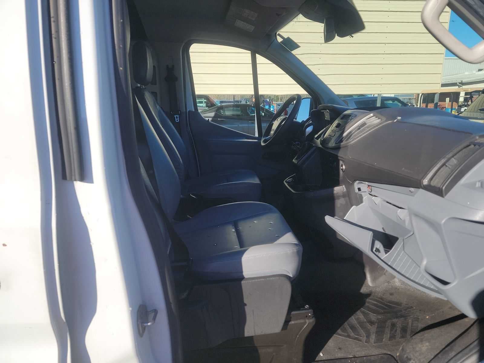 2017 Ford Transit 130 WB Low Roof Cargo